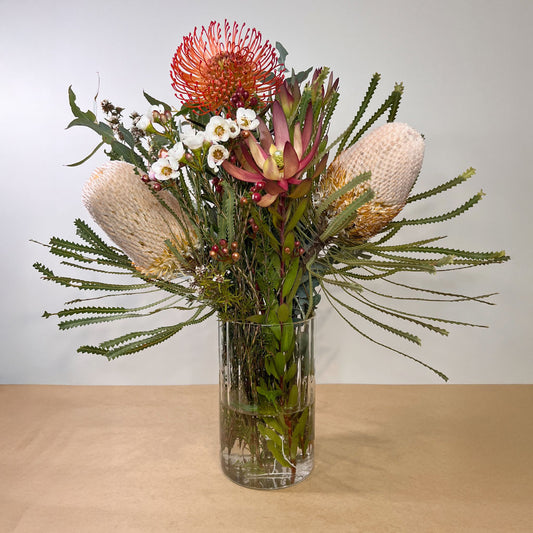 Deluxe Native Posy